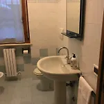 Apartment Casavacanze Estate 1 *